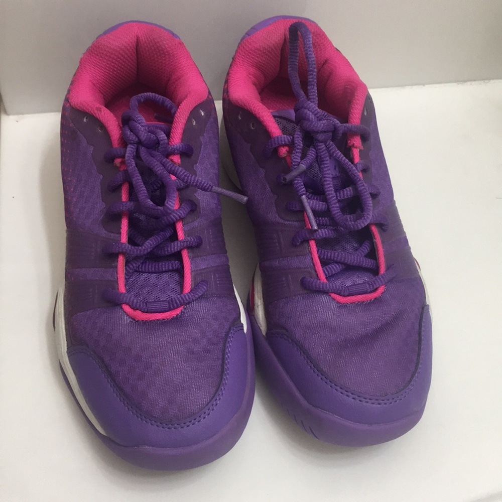 T22 Prince shoes